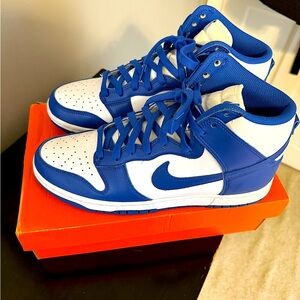 Nike Dunk High ‘Kentucky’ 2021